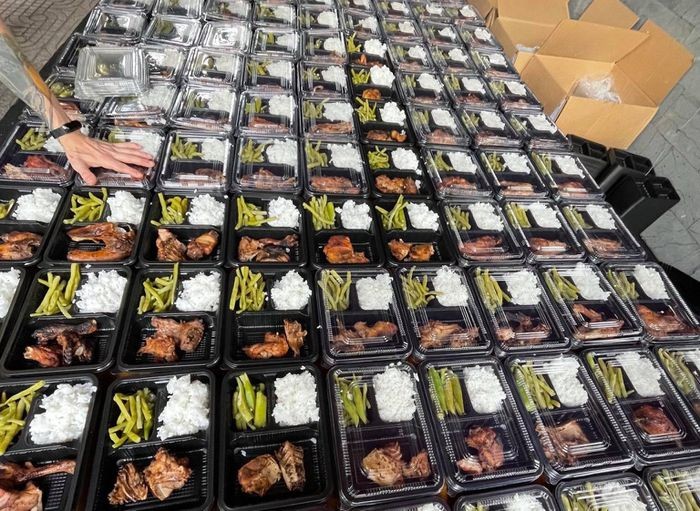 Expat Family Caters Thousands of Free Meals to Field Hospitals