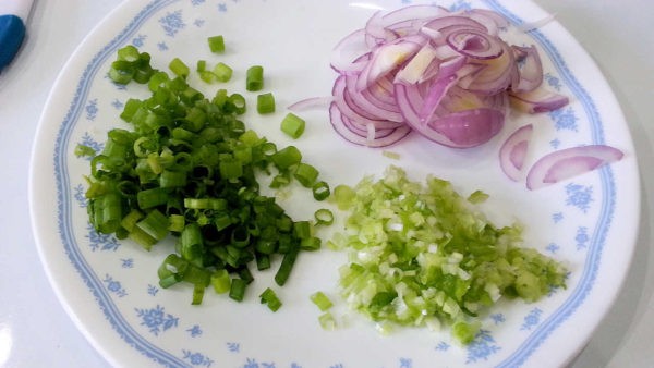 Must-know Recipe for Vietnamese Braised and Caramelized Catfish - Video