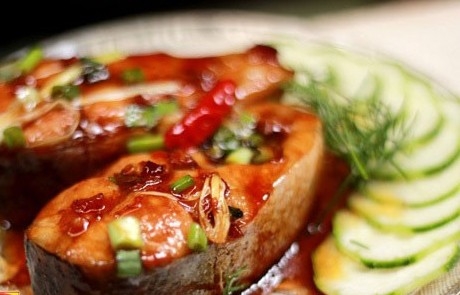 Must-know Recipe for Vietnamese Braised and Caramelized Catfish - Video