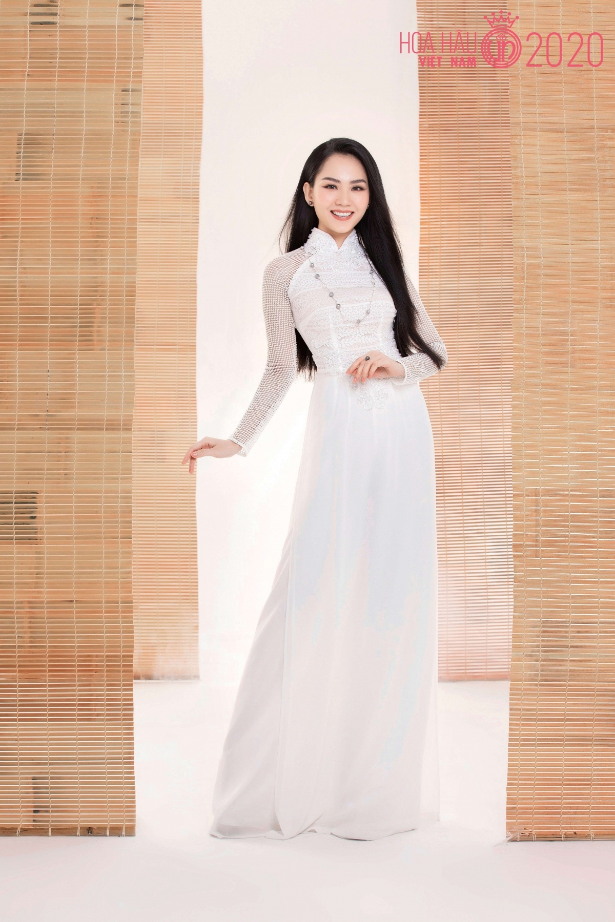Traditional Ao Dai accentuates top Miss Vietnam contestants traditional ao dai accentuates top miss vietnam contestants