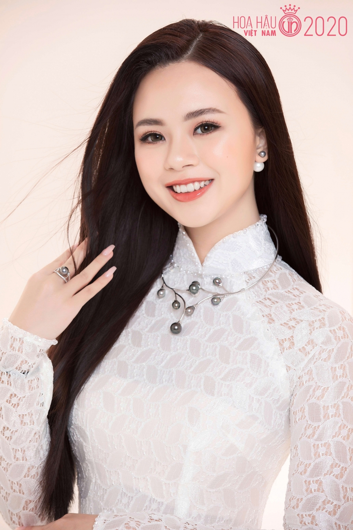 traditional ao dai accentuates top miss vietnam contestants