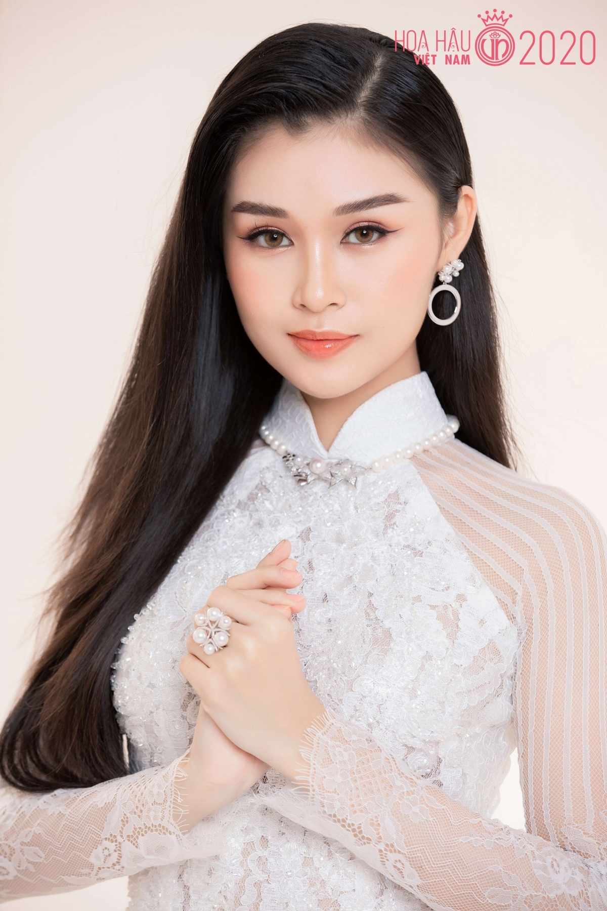 traditional ao dai accentuates top miss vietnam contestants