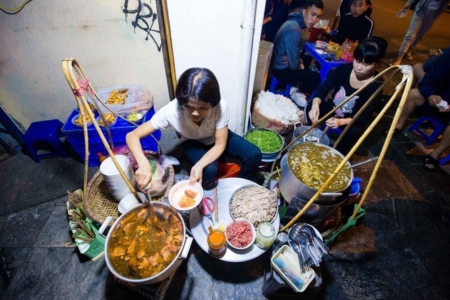 The Pho stall that opens at 3 am every morning (Photo: Dan Tri) 
