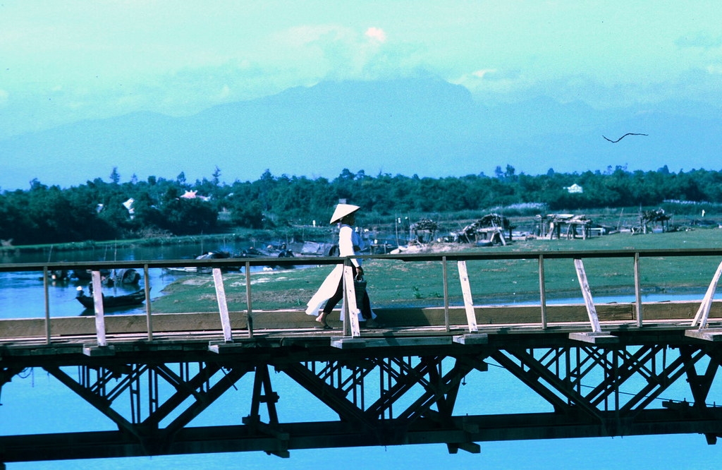 Rare color photos of Quang Tri province in 1960s