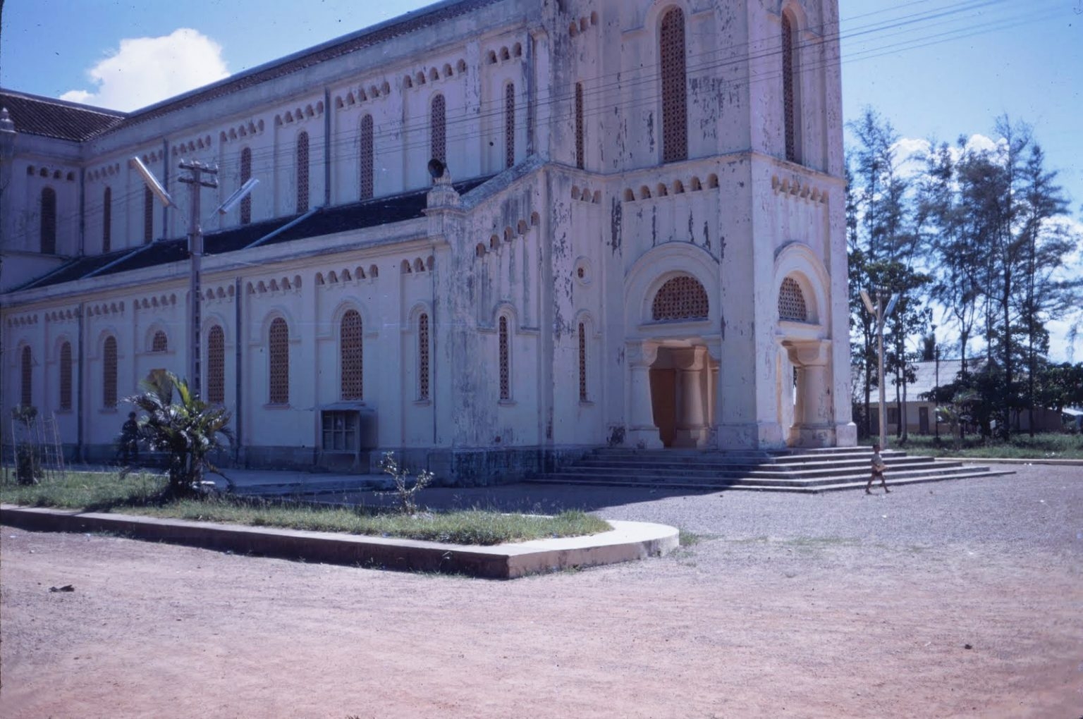 Rare color photos of Quang Tri province in 1960s