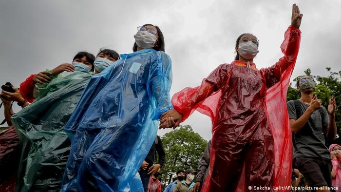 Thai protesters on Wednesday gave Prime Minister Prayuth Chan-ocha a three day deadline to step down or face more demonstrations (Photo: DW) 