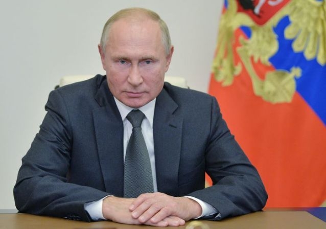 Vladimir Putin said on Thursday Moscow believed that nearly 5,000 people had been killed in fighting between Azerbaijan and ethnic Armenian forces (Photo: Yahoo News) 