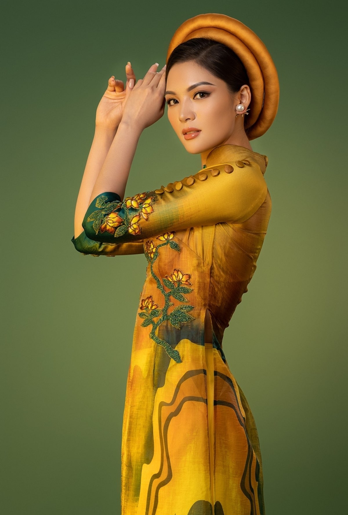 Vietnamese Representative Named among Top 20 Ahead of Miss Earth 2021