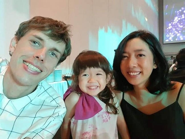 Czech man fullfils childhood dream of marrying a Vietnamese girl