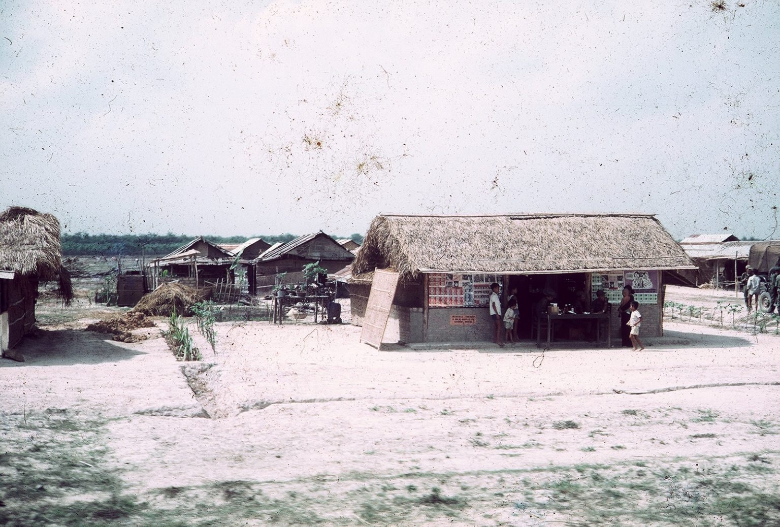 Reminiscing photos of the Southern Cu Chi town in 1960s