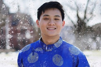 Students Put Vietnamese Classes on Ivy League Map