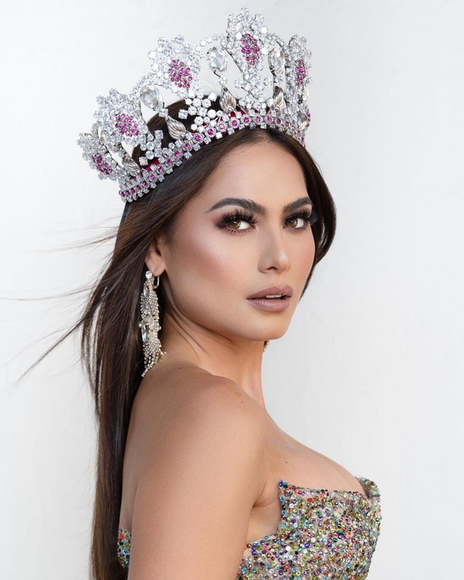 Vietnamese beauty predicted to enter top 5 Miss Universe 2020