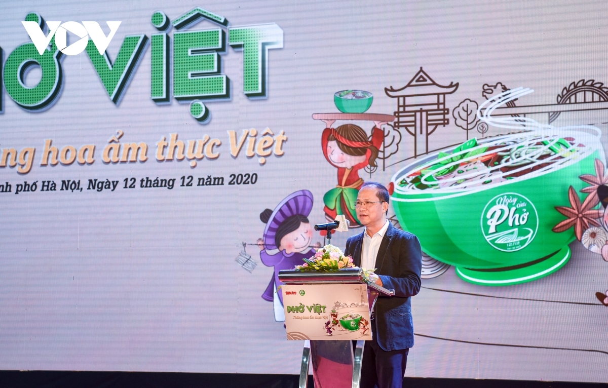Mr. Le Xuan Trung, Deputy Editor-in-Chief of Tuoi Tre giving speech at the event (Photo: VOV) 