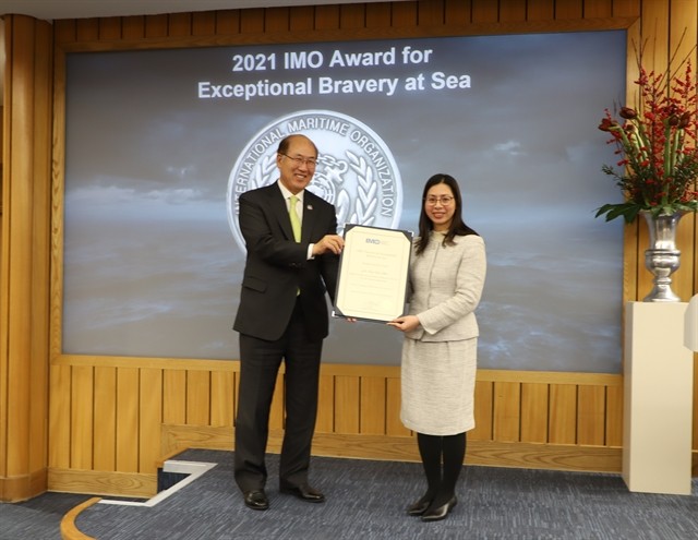 I'm No Hero: First Vietnamese to Win Exceptional Bravery Award