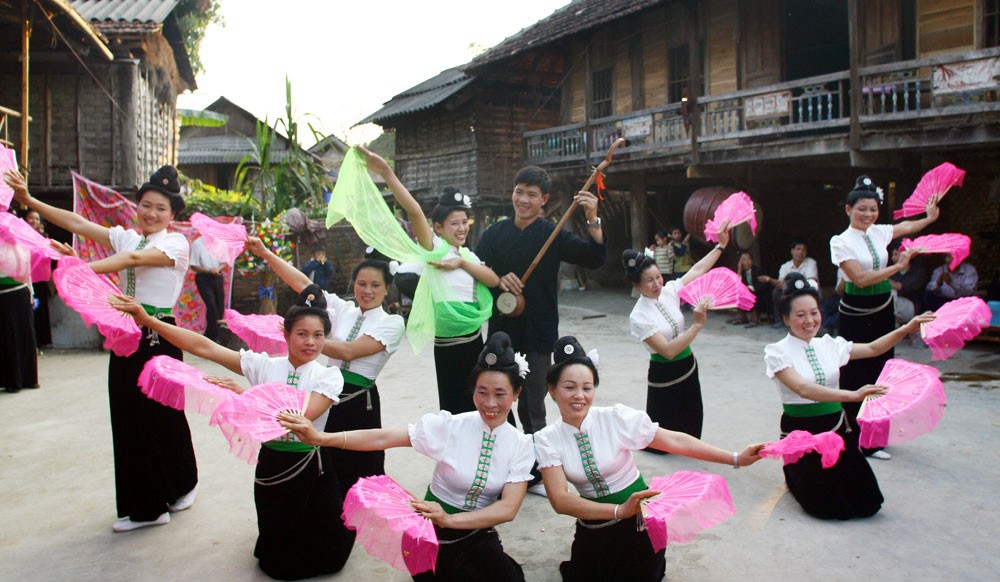 Xoe Thai Accredited as UNESCO Intangible Cultural Heritage of Humanity - Video