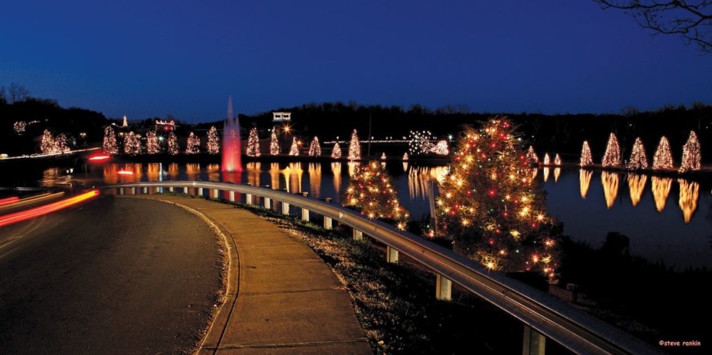 10 Ideal Places to Spend Christmas in USA