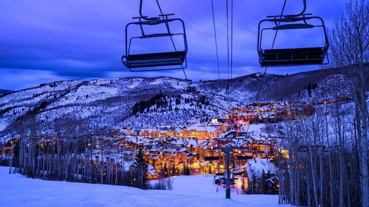 10 Ideal Places to Spend Christmas in USA