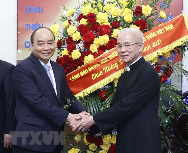 President Congratulates Hanoi Archdiocese Ahead of Christmas