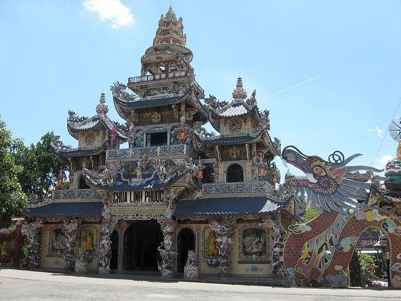 0937-famous-pagodas-in-vietnam-9
