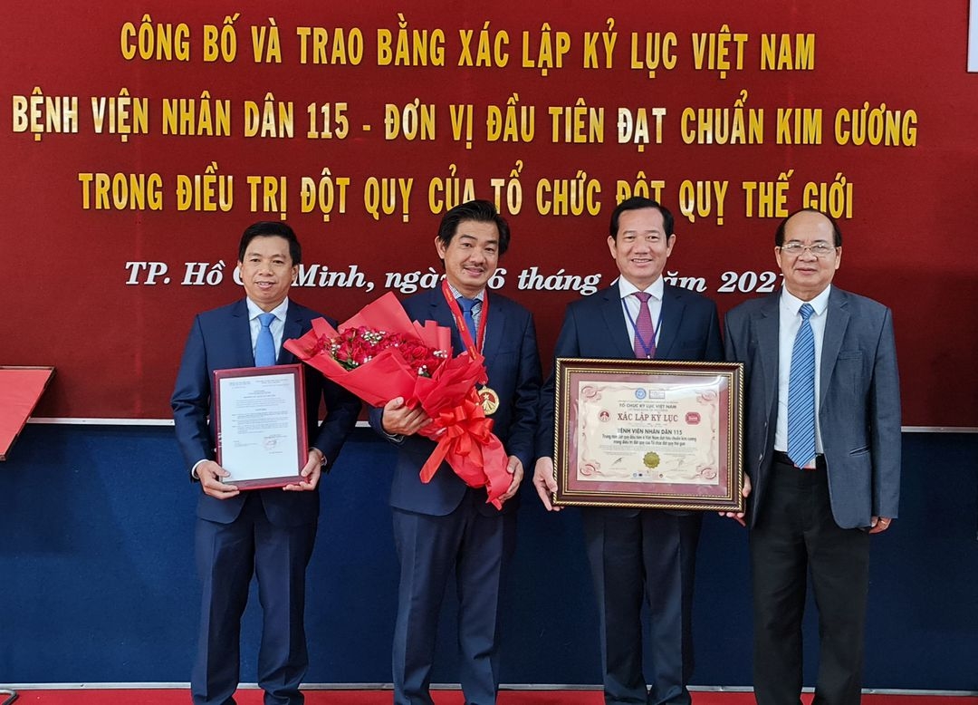 First Vietnam hospital awarded Diamond Status for stroke treatment