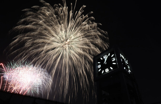 Watch New Year fireworks from up close with video