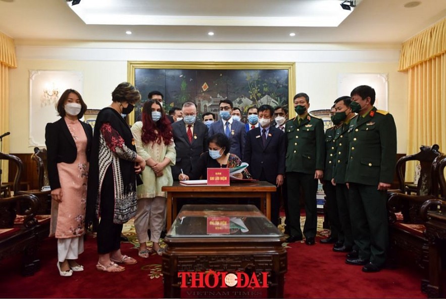 Vietnam - Pakistan Enhance People-to-people Relations and Cultural Exchanges