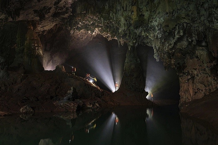 Photo: Close Look Into Mysterious Kong Collapse in Phong Nha - Ke Bang