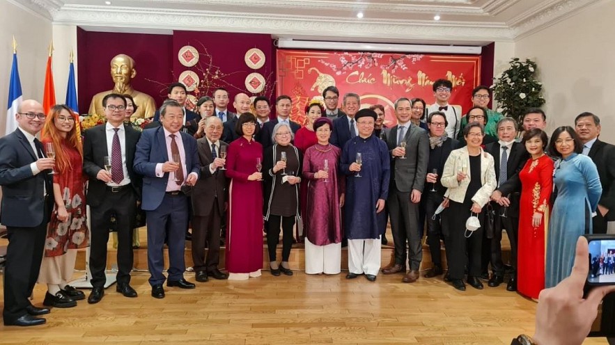 Vietnamese in France Gather to Celebrate Lunar New Year