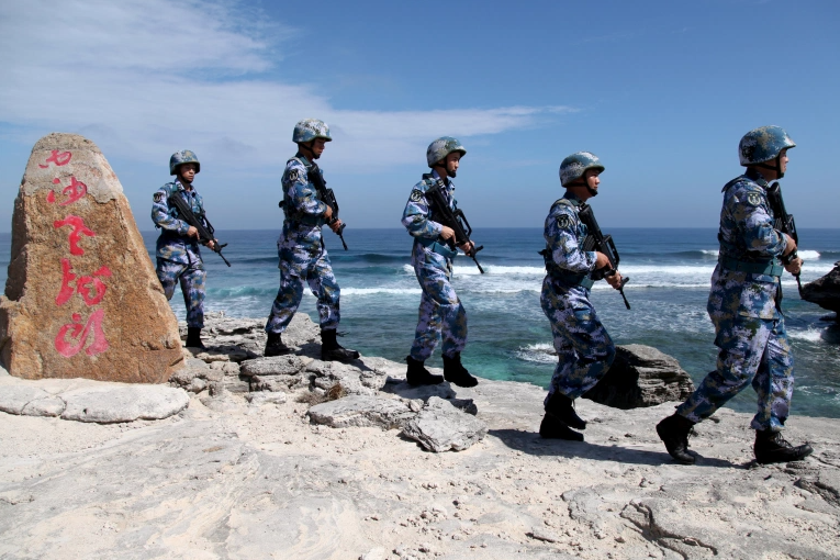 China holds military drills in Bien Dong Sea this week