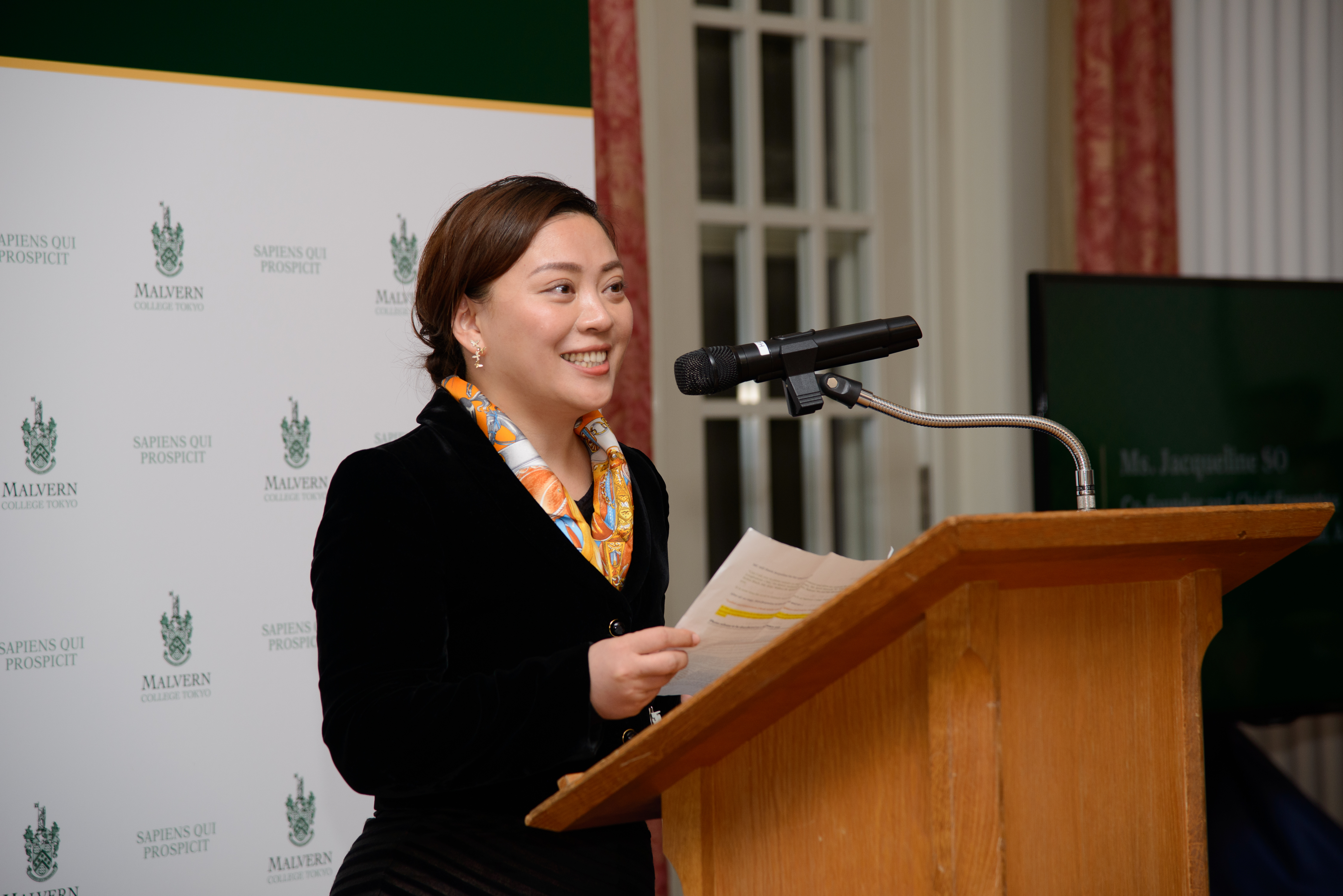 Ms Jacqueline So, Co-founder and Chief Executive of Malvern College International, Asia Pacific made a concluded speech