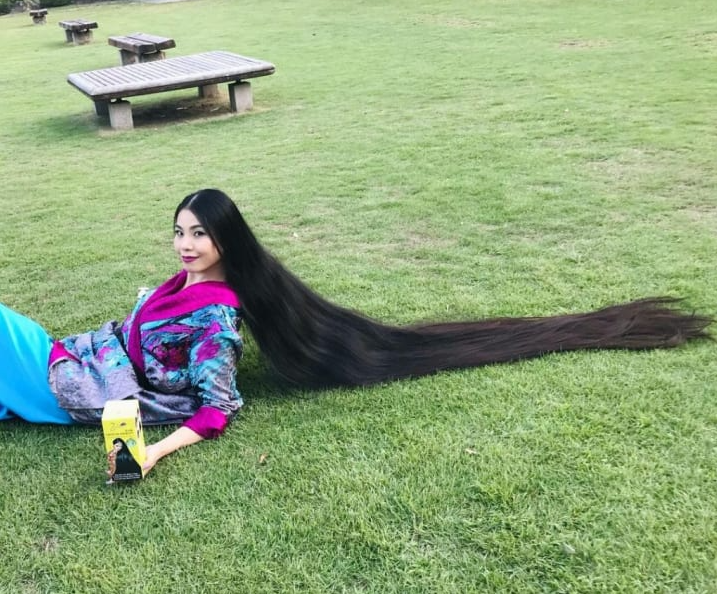 'Japanese Rapunzel' with 6ft 3in hair hasn't been cut for 15 years