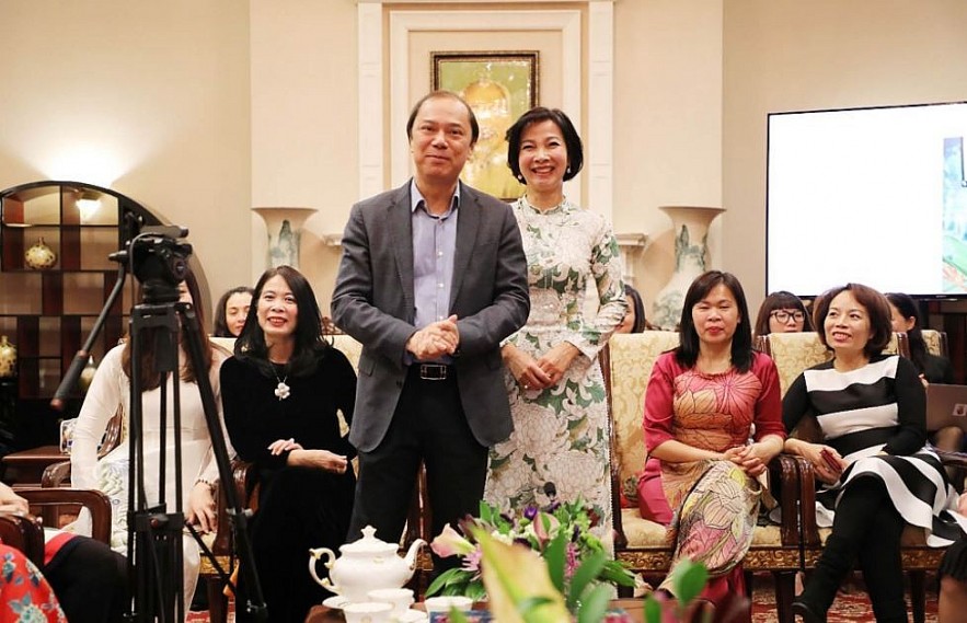 Wives of Foreign Diplomats Gather to Celebrate International Women's Day in Vietnam