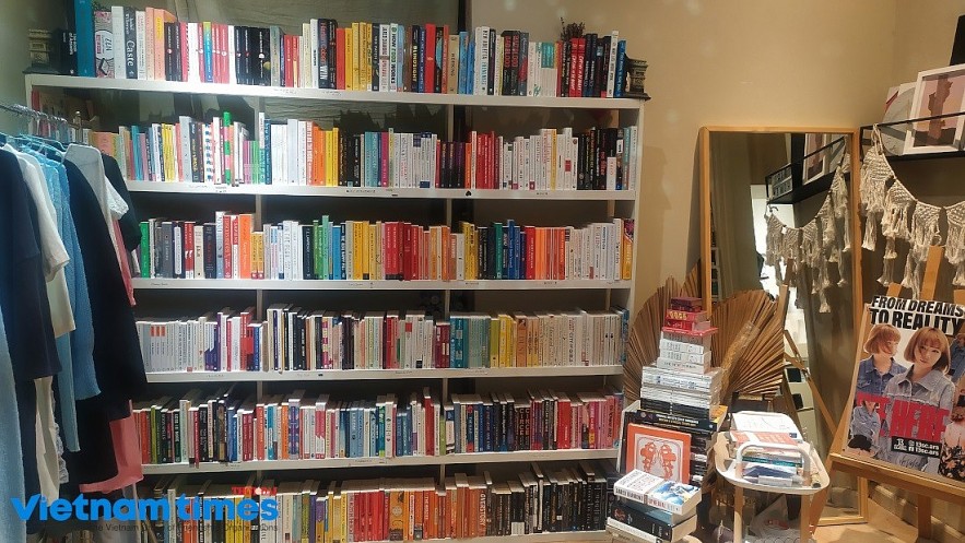 A Guide to Foreign-language Bookstores in Hanoi