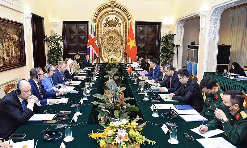 Vietnam, United Kingdom Hold Strategic Dialogue to Boost Partnership