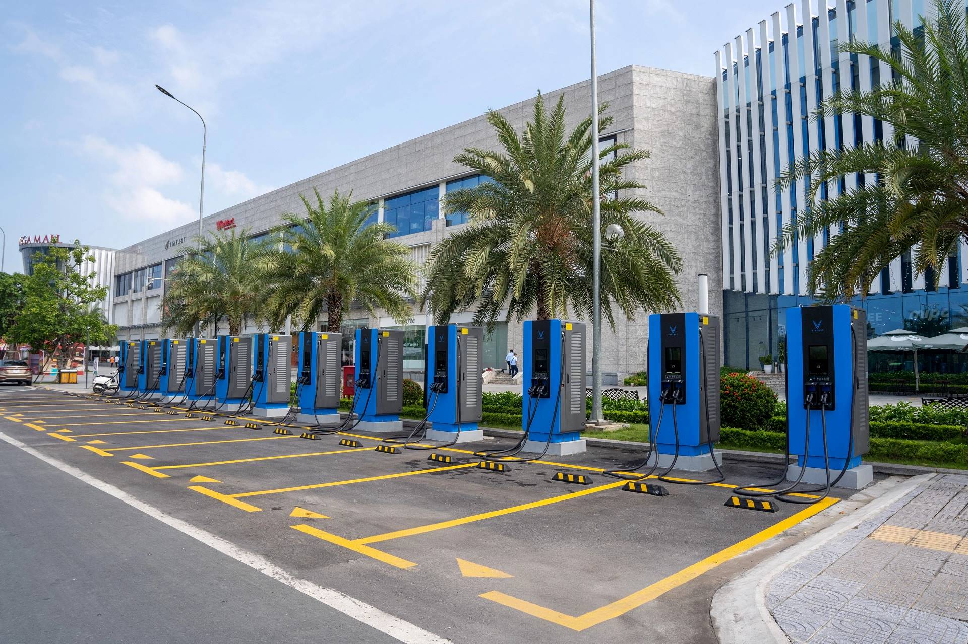 VinFast Founder launches Global EV Charging Stations Company V-Green