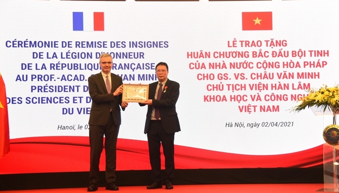 Vietnamese scholar earned France's Legion of Honor