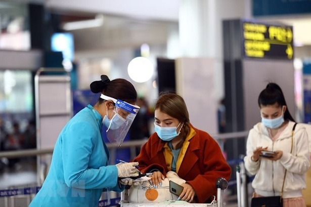 Vietnam COVID-19 Updates (April 6): E-health declaration compulsory for all air passengers: CAAV