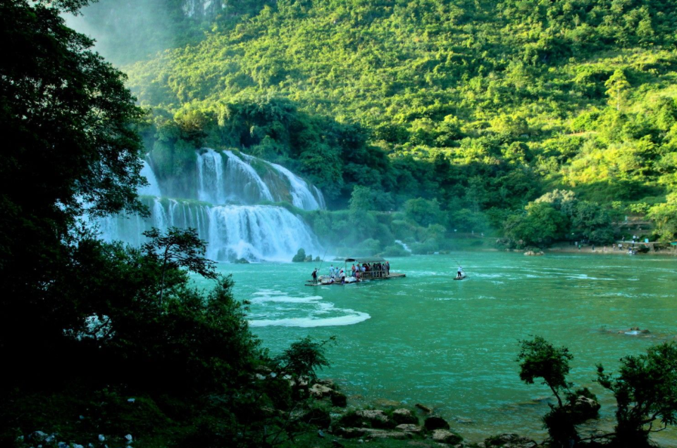 Top 8 impressive National Parks in Vietnam