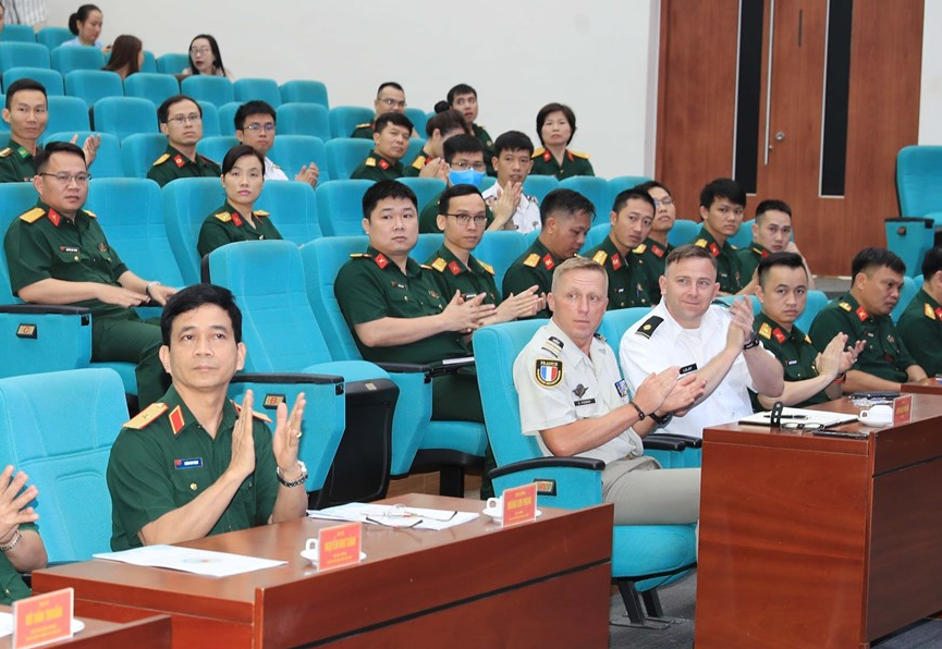 In Photos: Vietnam opens UN staff officer training course