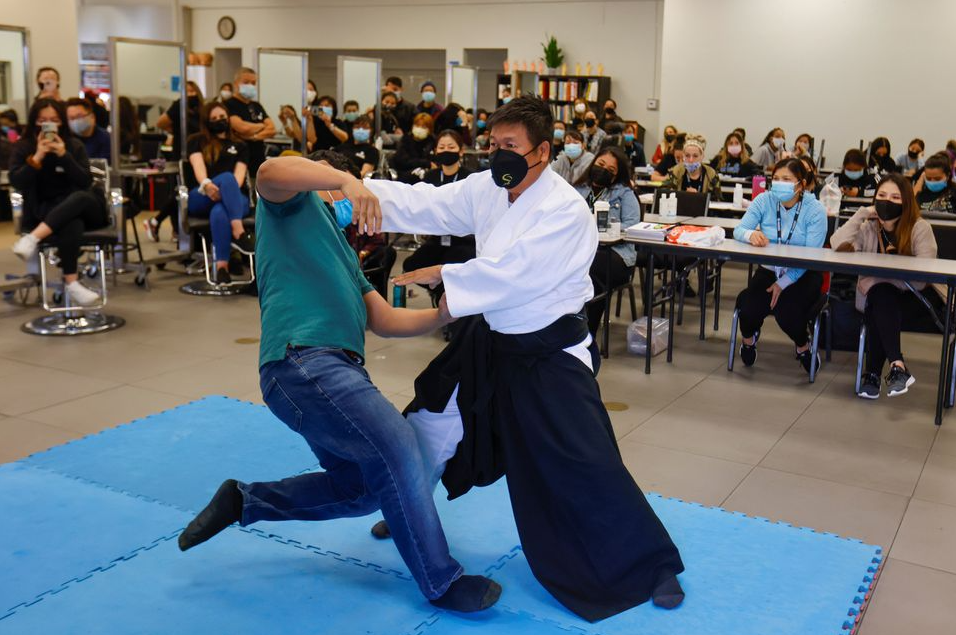 vietnamese americans start self defense course in wake of atlanta shootings