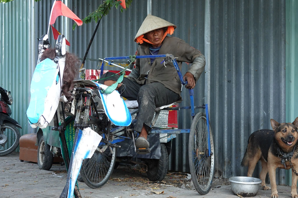 Can Tho man got fame for making horse-like bike with only 4,3 dollars