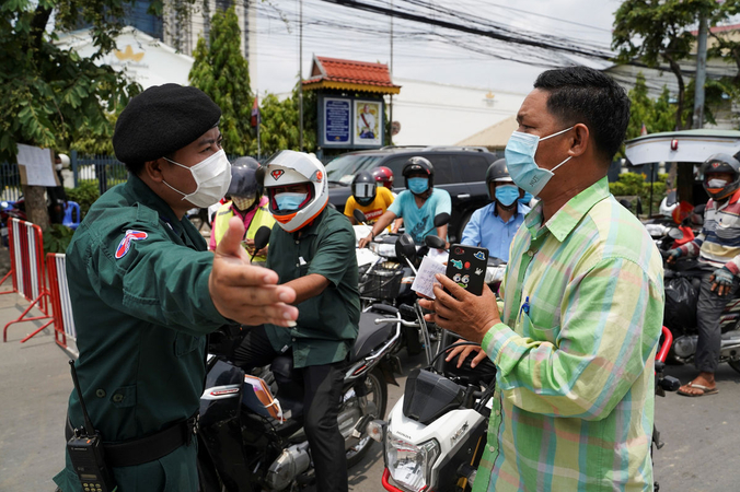 Vietnamese in Cambodia severely affected by pandemic