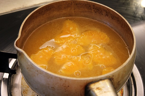 Recipe: Orange & bean curd sweet soup to cool down summer's heat