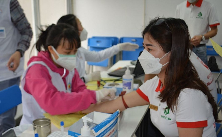 Vietnam Covid-19 Updates (April 2): Daily Infections Fall Sharply to 72,000