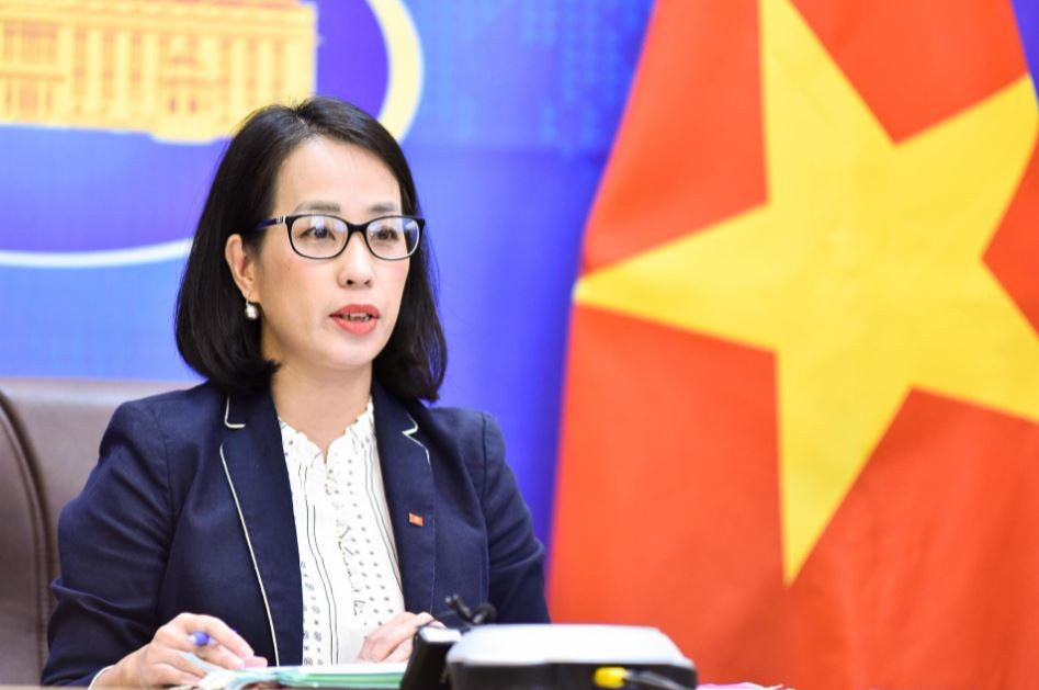 vietnam request china to halt militarization on bien dong sea