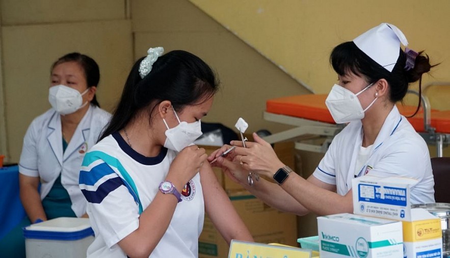 Vietnam Covid-19 Updates (April 19): Only 12,000 New Cases