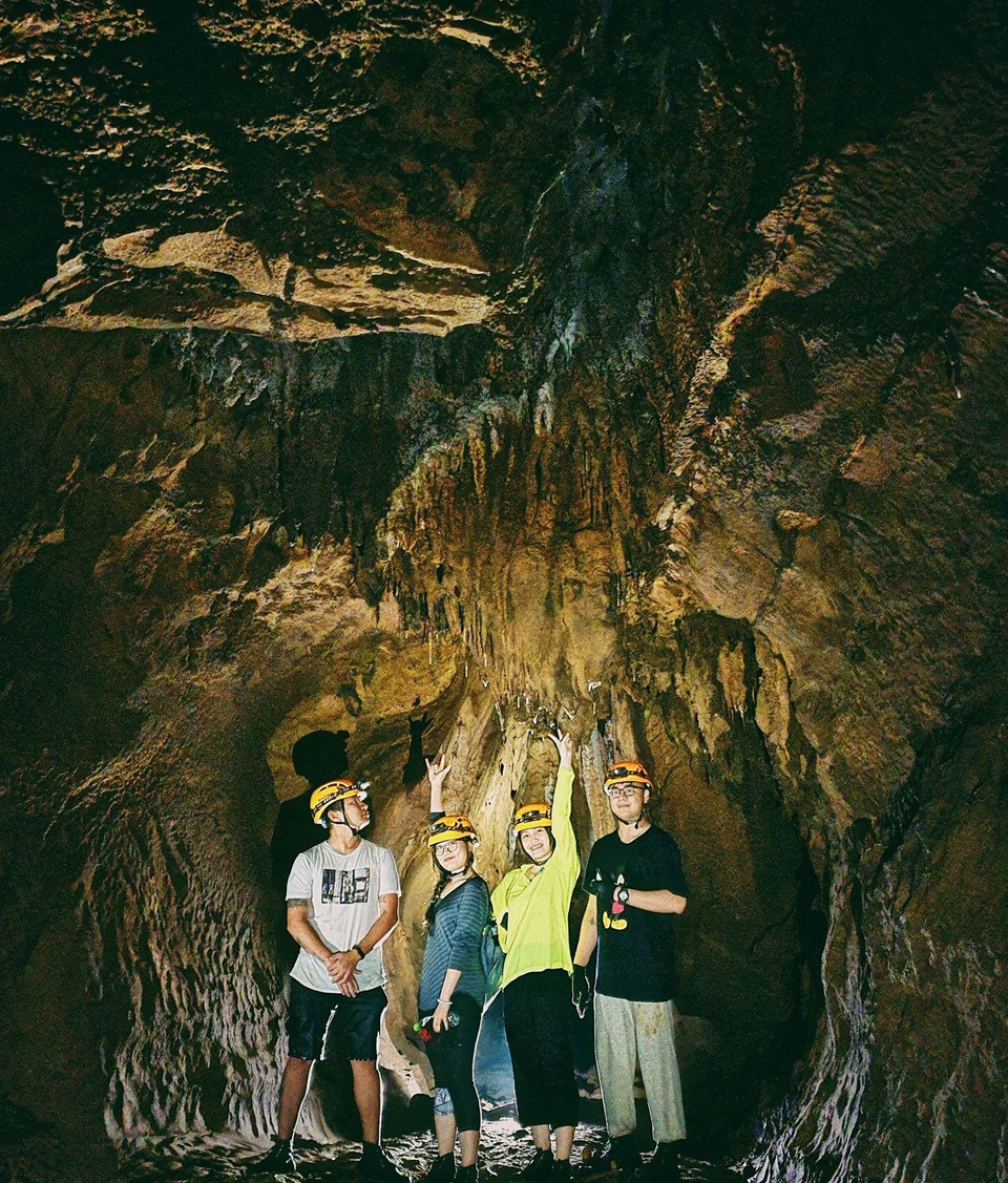 Masterpiece of stalactites in Quang Binh's cave