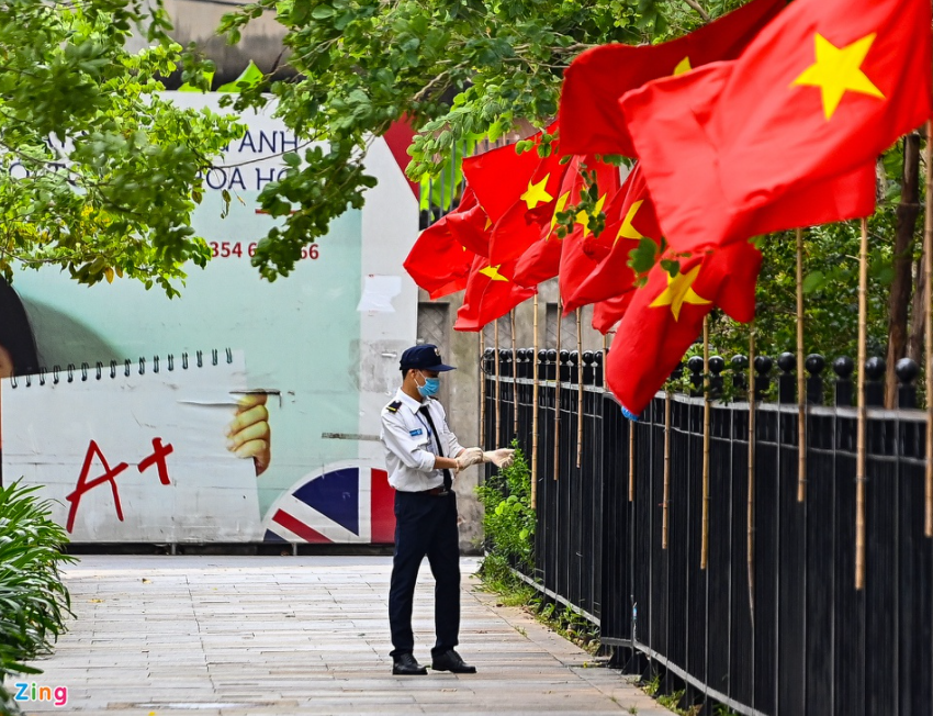 Hanoi blocks 4 apartment blocks, proposes increase number of testing for F1 to 6