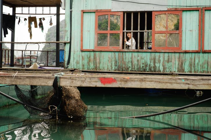 Ukrainian photographer 'fell in love' with Vietnam after traveling around Asia