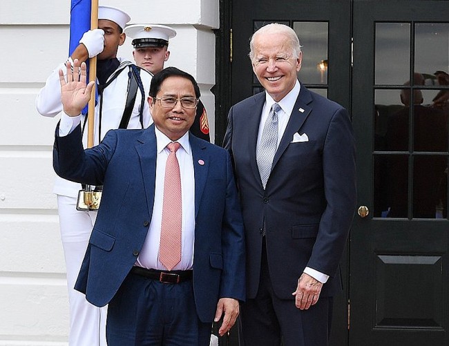 Vietnamese Prime Minister Pham Minh Chinh Welcomes US President Joe Biden